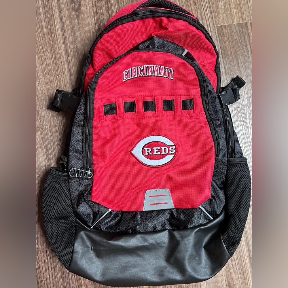 Cincinnati Reds Backpack - Picture 4 of 11